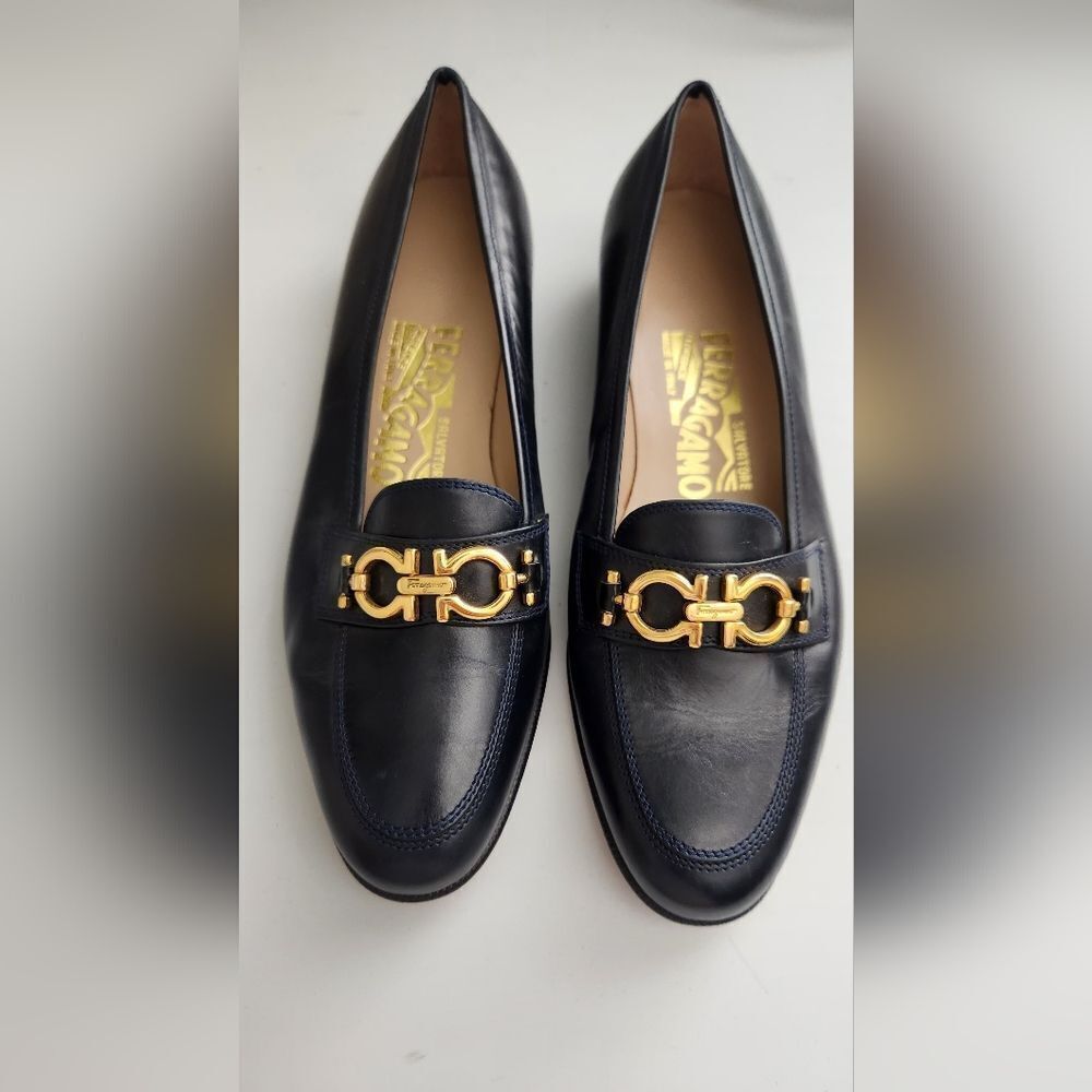 Salvatore Ferragamo Navy Blue Horsebit Heeled Loafer Shoes Womens 5.5